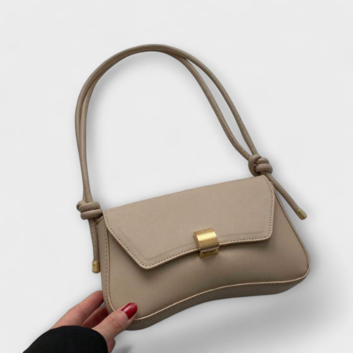 Maura | Vintage Klapentas