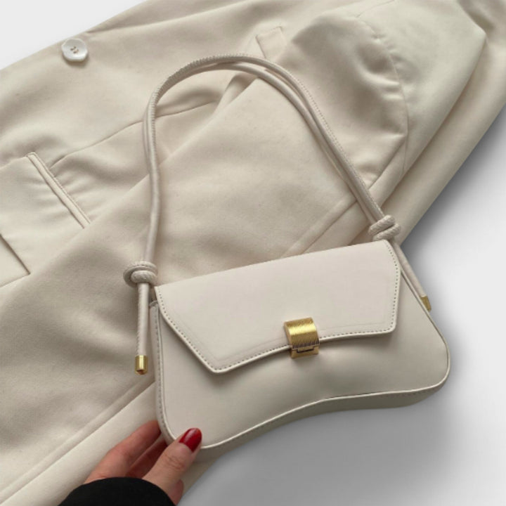 Maura | Vintage Klapentas