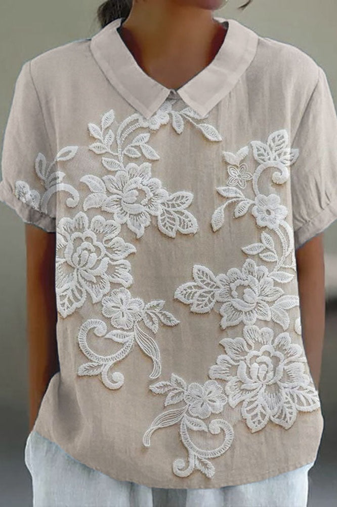 Felomina |   Blumige Vintage-Bluse