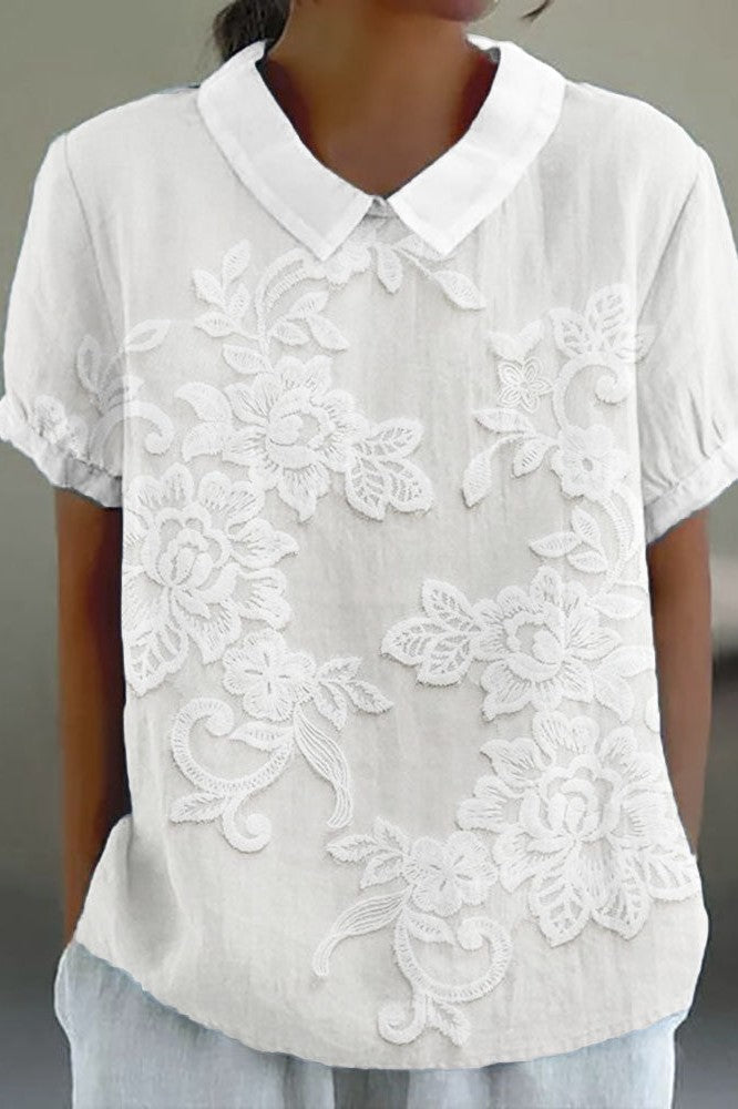 Felomina |   Blumige Vintage-Bluse