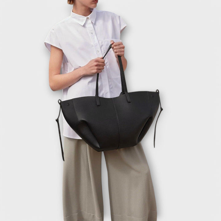 Aura | Stilvolle Schultertasche