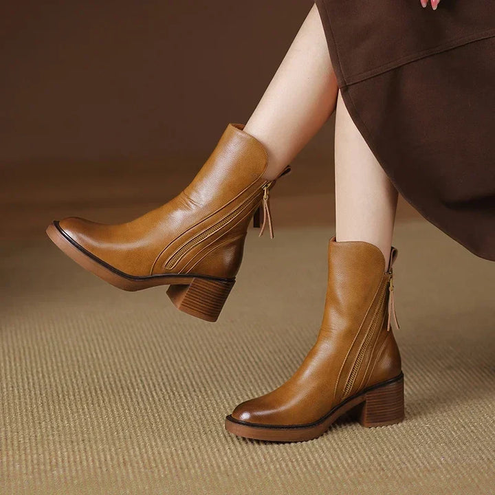 SERENE | Elegante Blockstiefeletten